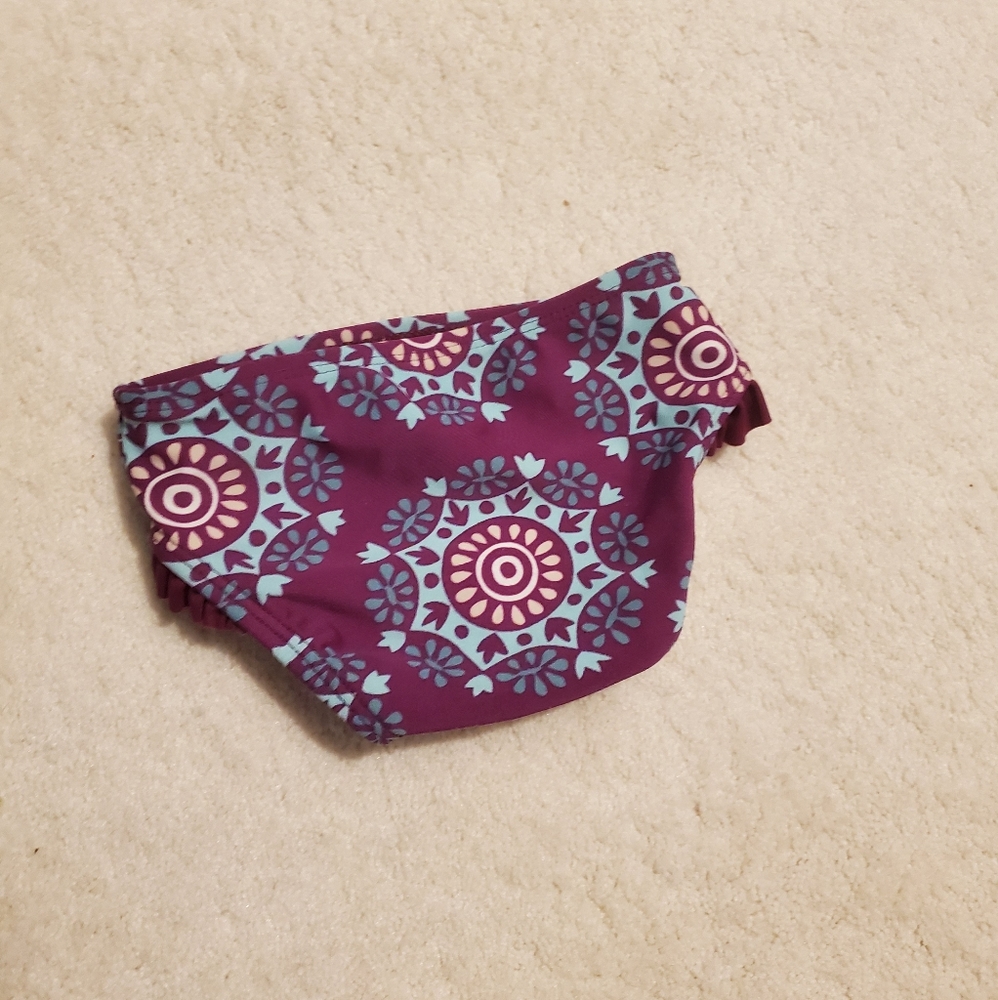 Tea Swimsuit - Picture 5 of 6